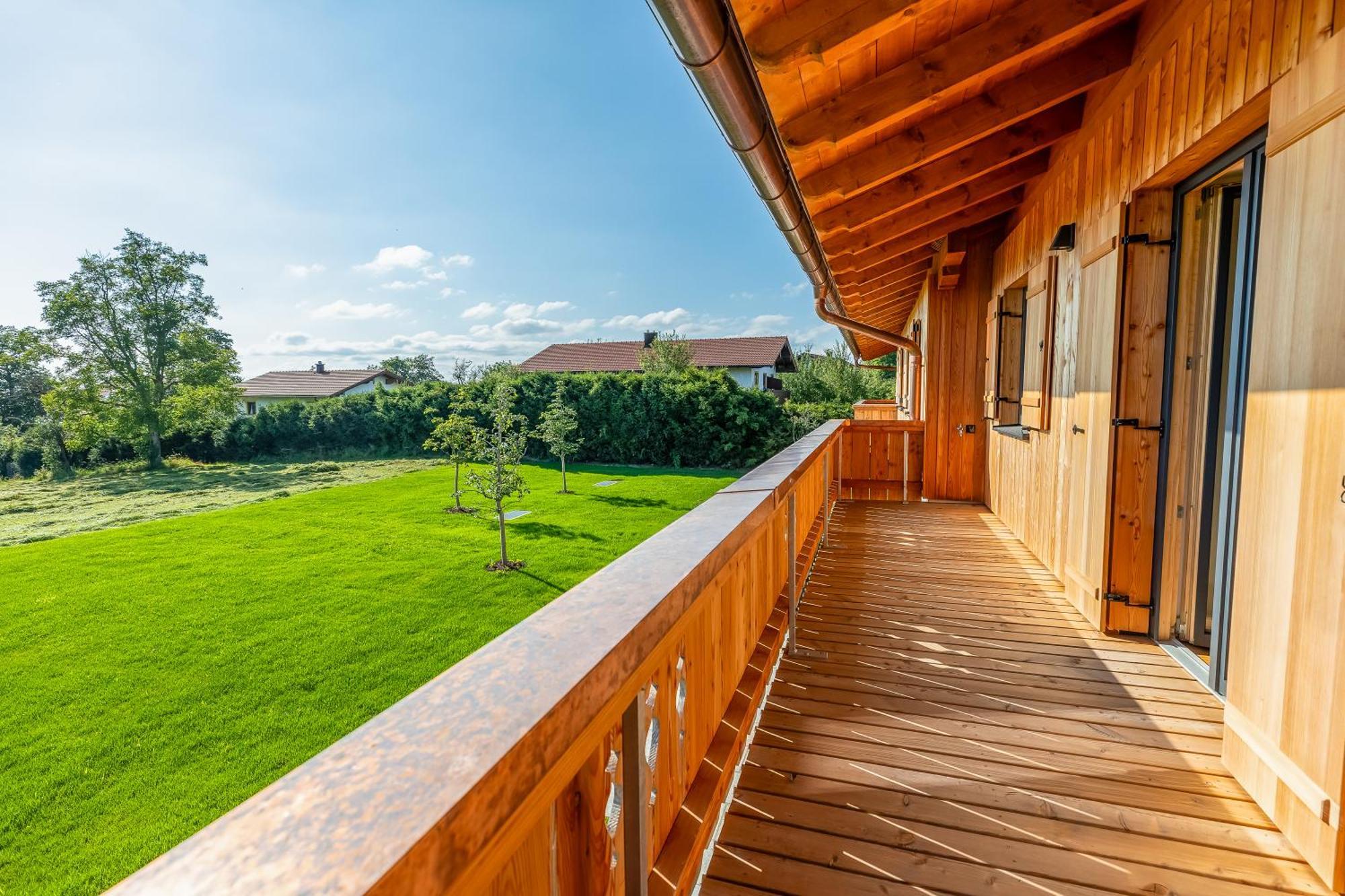 כימינג Graf Chiemo Suites - Direkt Am Chiemsee Mit Separatem Seezugang מראה חיצוני תמונה