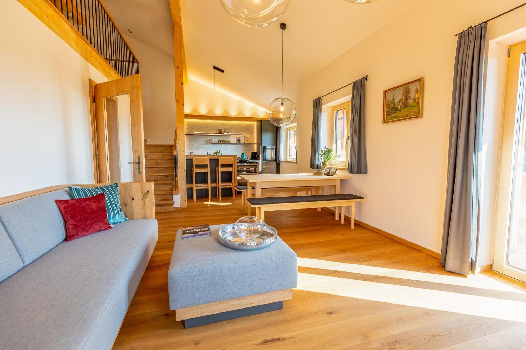 כימינג Graf Chiemo Suites - Direkt Am Chiemsee Mit Separatem Seezugang מראה חיצוני תמונה
