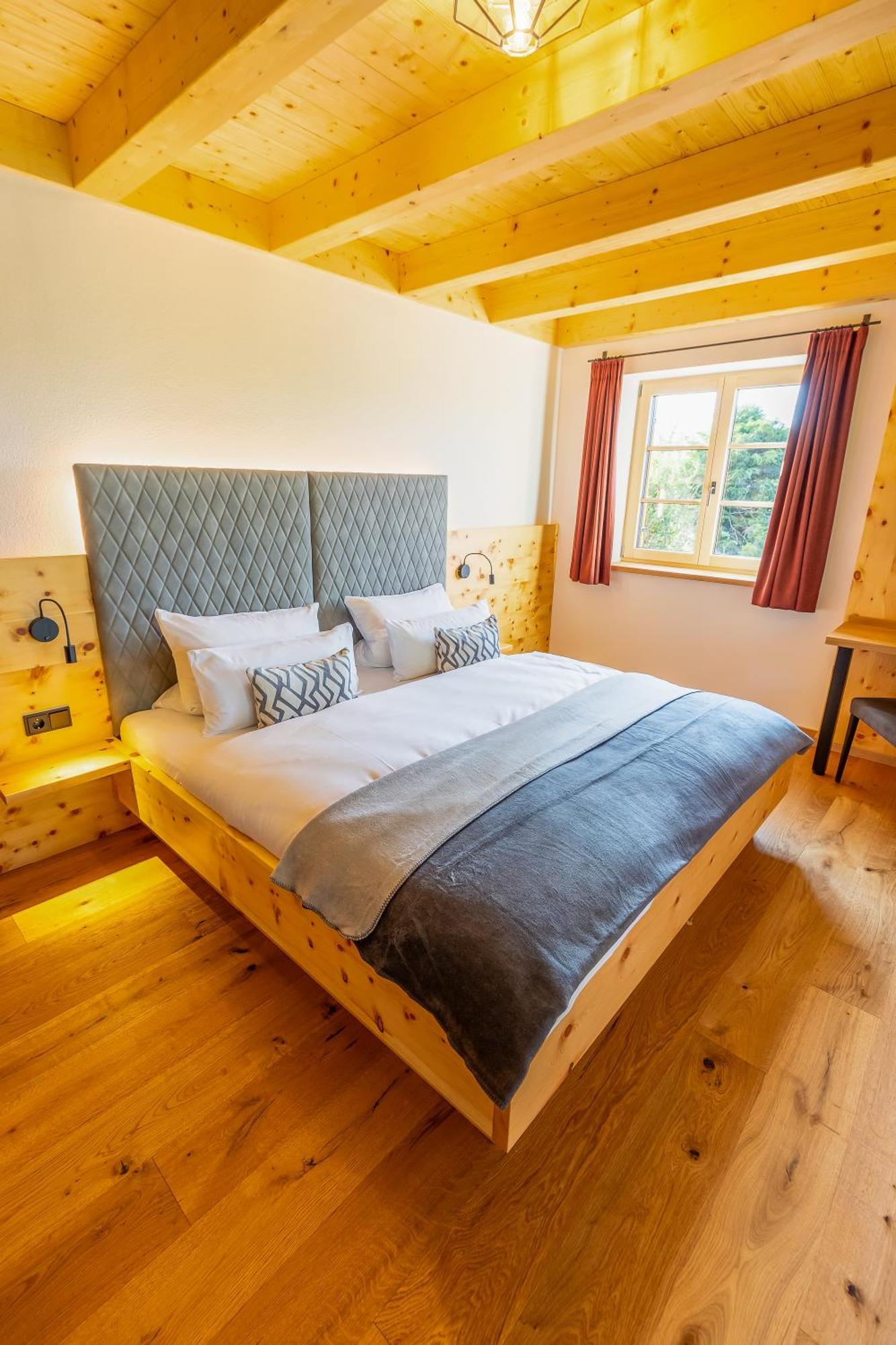 כימינג Graf Chiemo Suites - Direkt Am Chiemsee Mit Separatem Seezugang מראה חיצוני תמונה