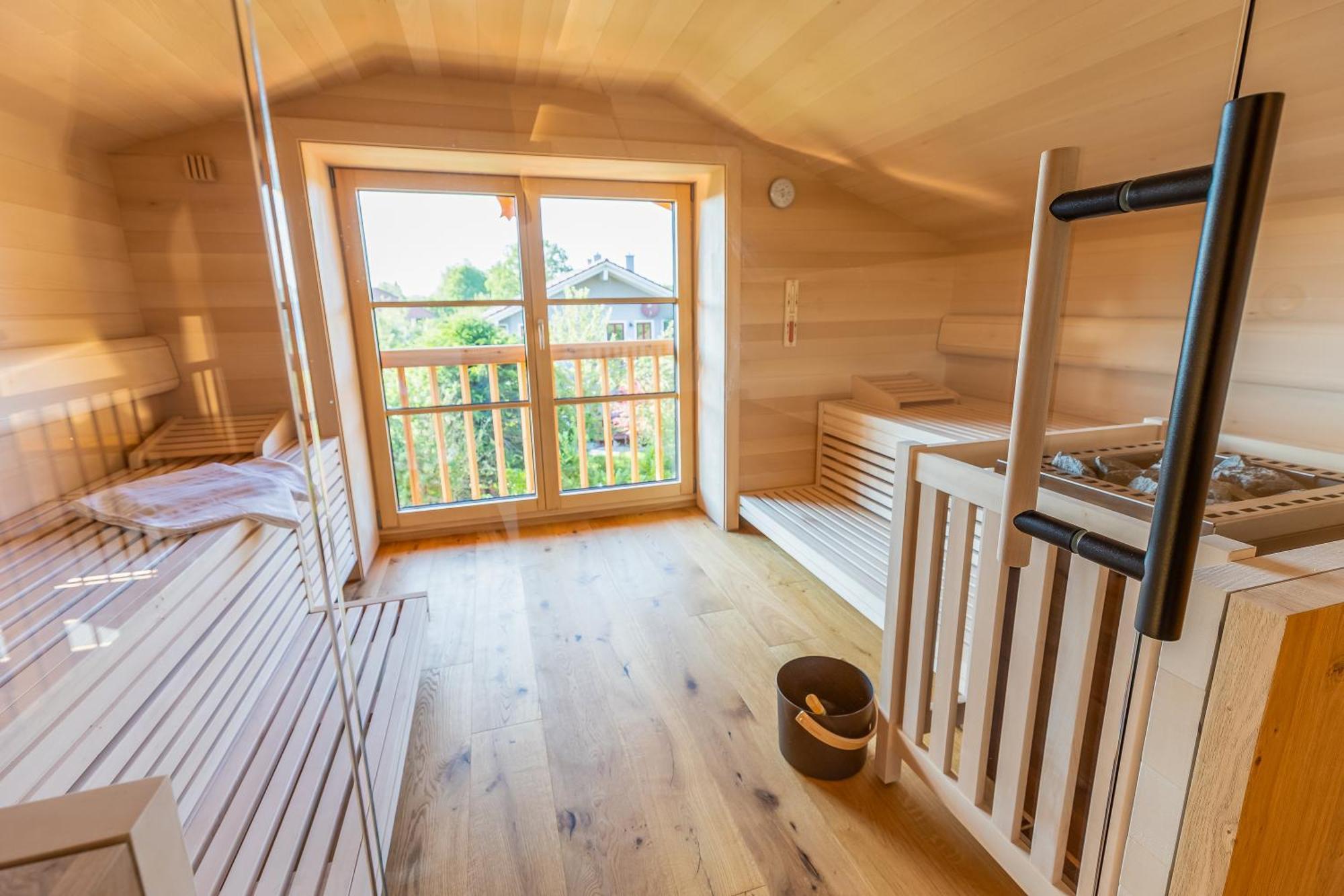 כימינג Graf Chiemo Suites - Direkt Am Chiemsee Mit Separatem Seezugang מראה חיצוני תמונה