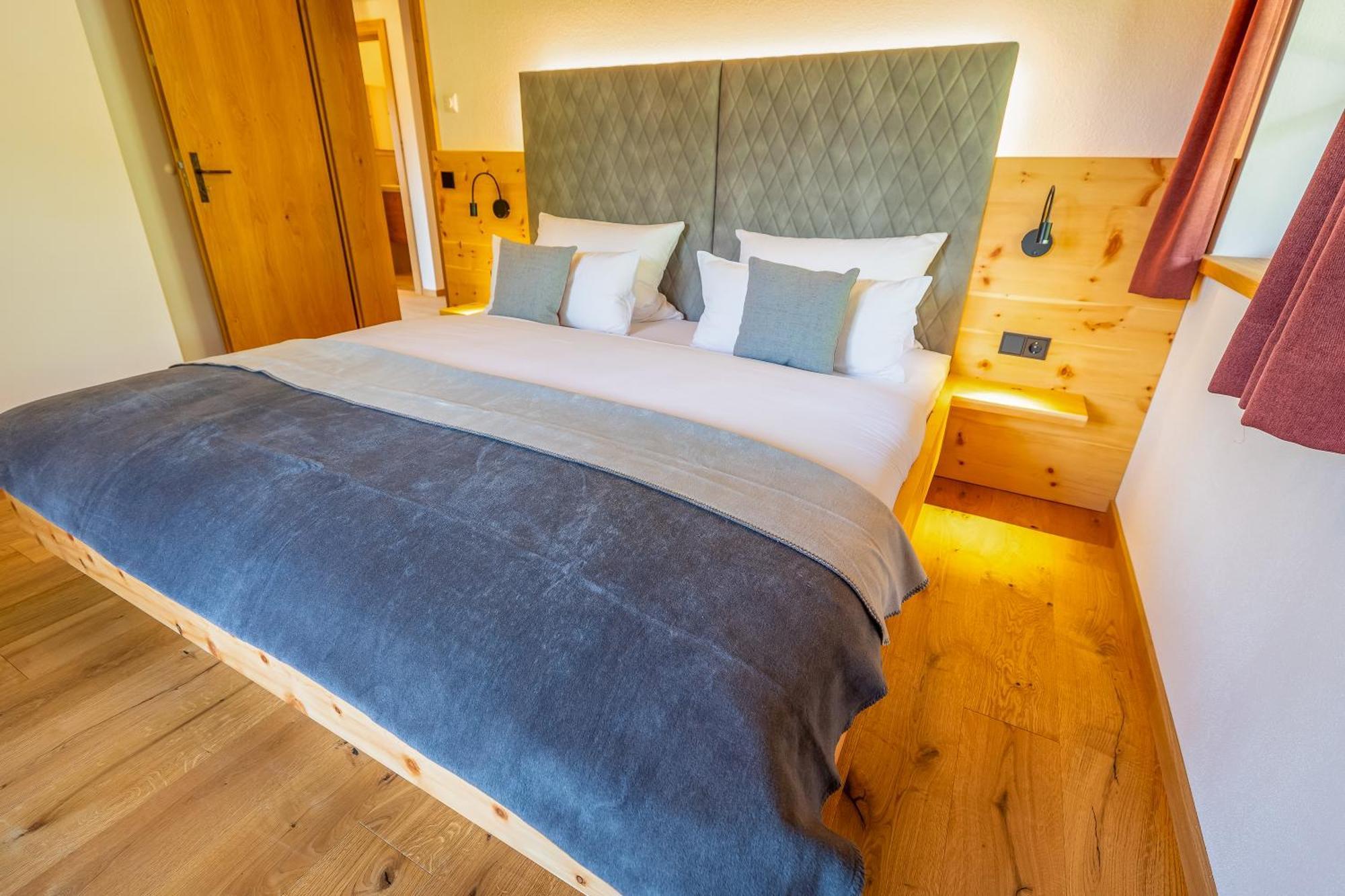 כימינג Graf Chiemo Suites - Direkt Am Chiemsee Mit Separatem Seezugang מראה חיצוני תמונה